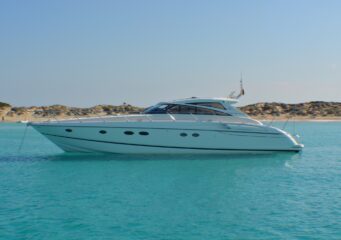 princessv58-1 No Limits charter boat from Hamble Powerboat Charters